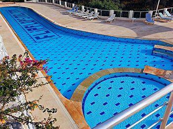 Flip Flops Meltemi Apartments Milas Екстериор снимка